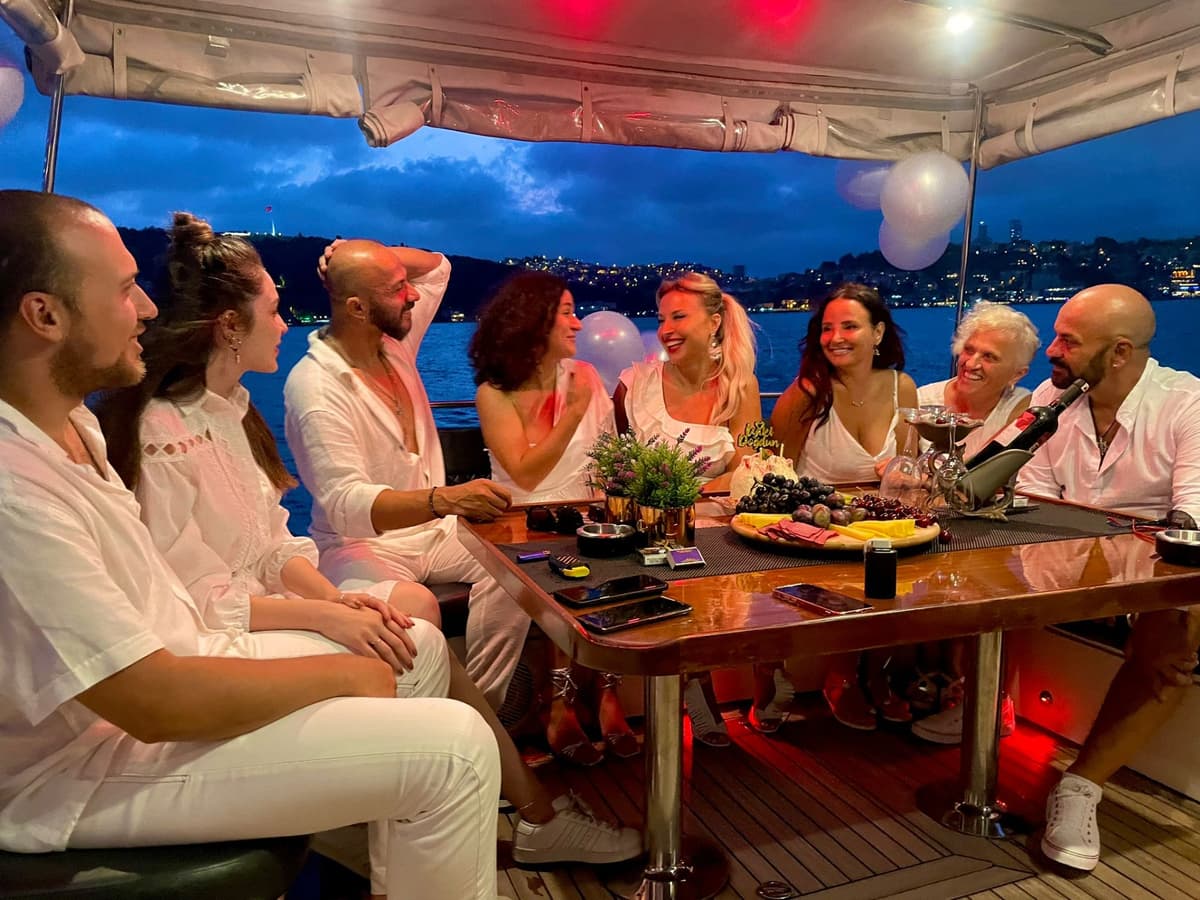 Boğaz'da 12 Kişilik Tekne - 5