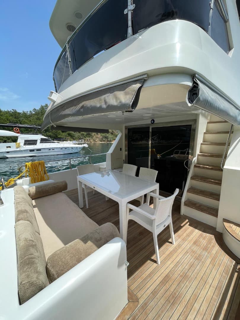 Göcek'de 22 Metre Motoryat - 4