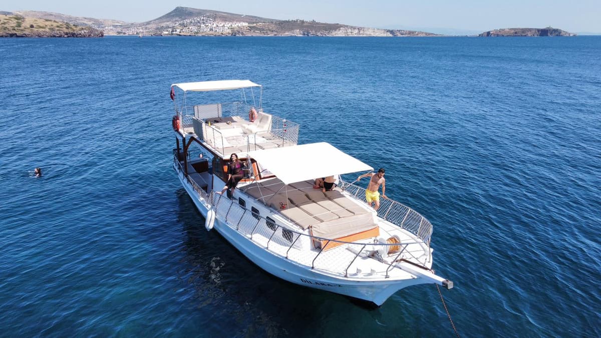 İzmir Eski Foça Gezi Teknesi - 4