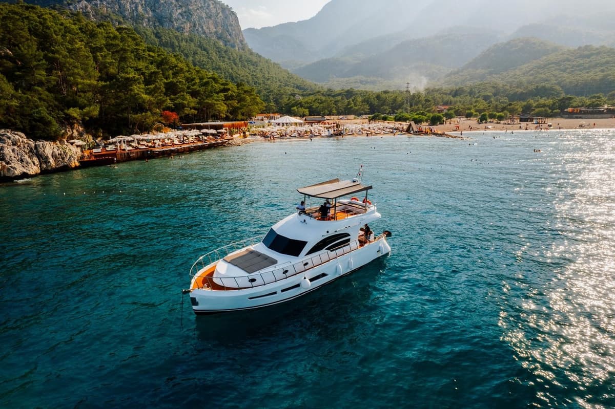 Antalya'da 16 Metre Motoryat - 3