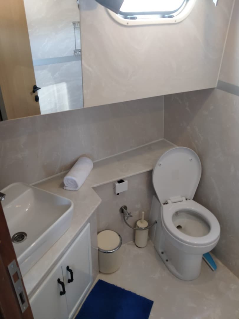 Göcek'te 6 Kişilik 3 Kabinli Yeni ve Lüks Gulet - 5