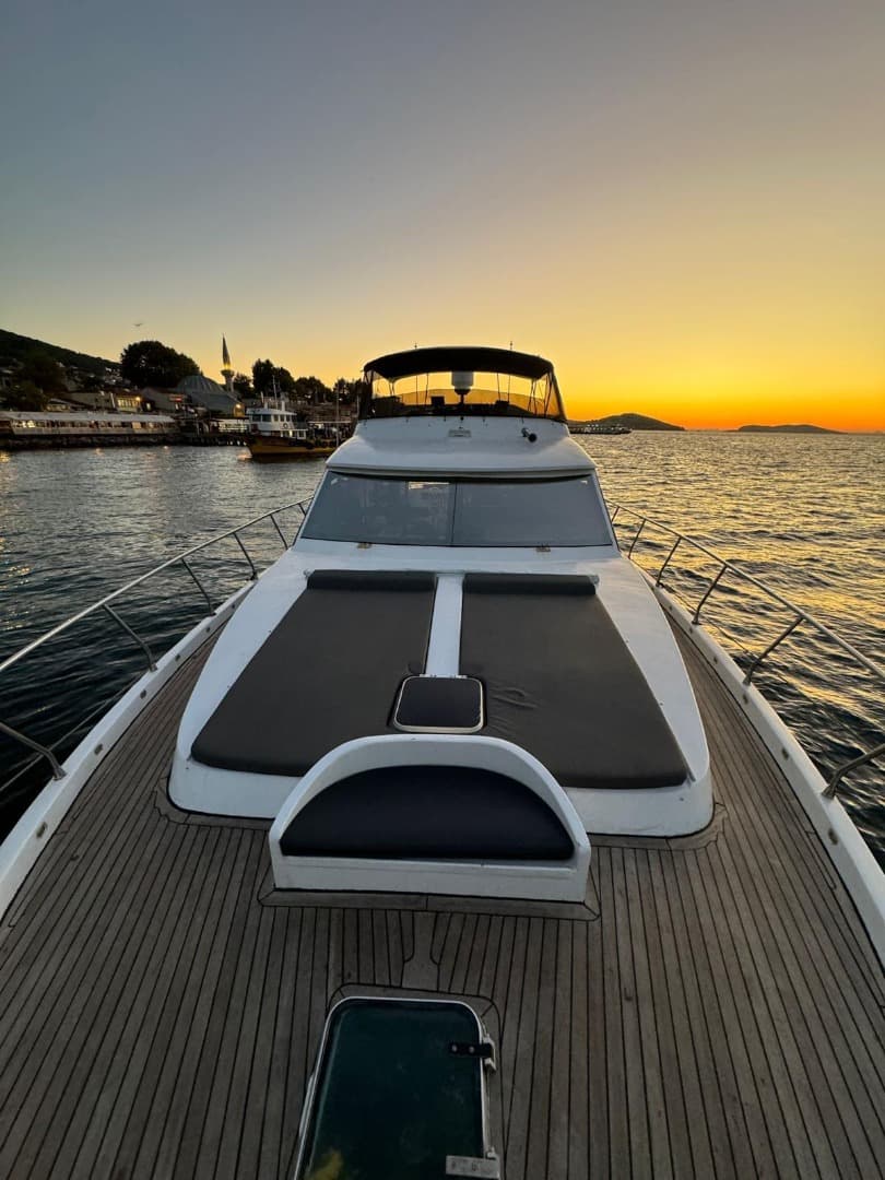 20M Motor Yat ile Saatlik Boğaz Turları - 2