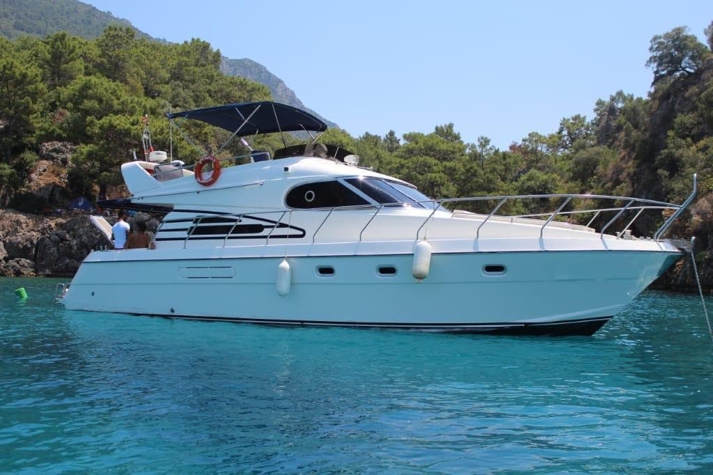 Kemer'de 16 Metre Motoryat - 1