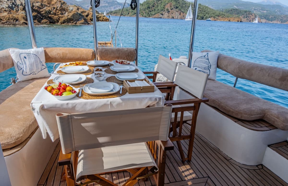 Göcek’te Uygun Fiyatlı 4 Kişilik Gulet - 4