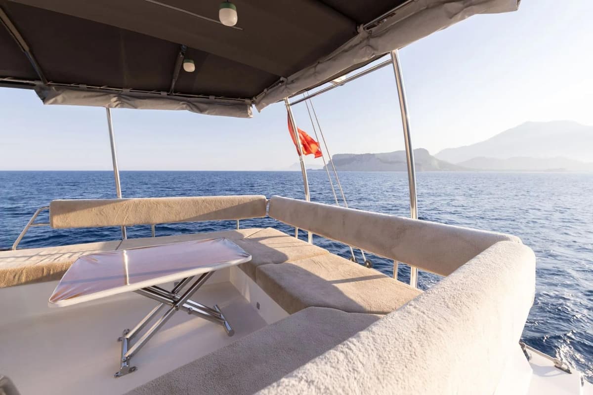 Kemer'de 4 Kabin Katamaran - 5