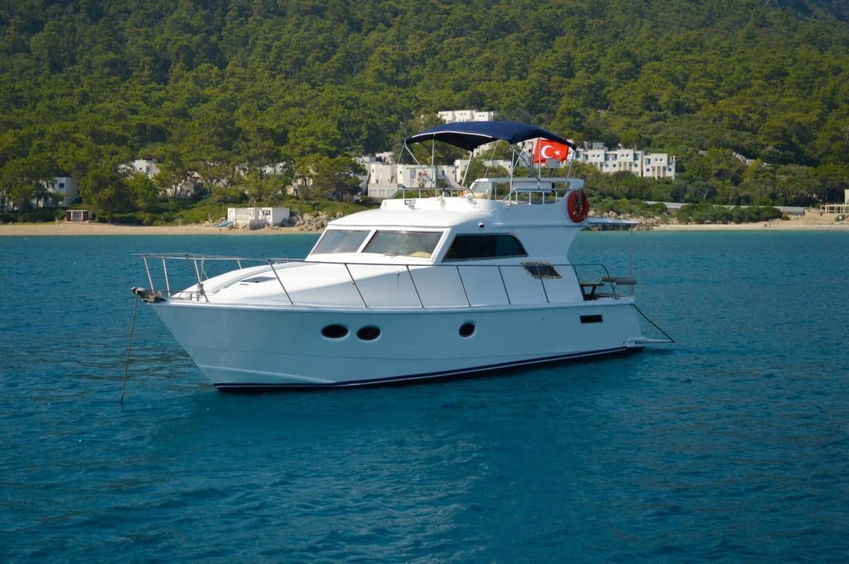 Kemer'de 12 Kişi Kapasiteli Motoryat - 3