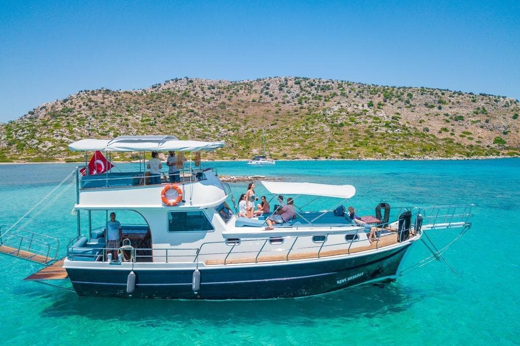 Bozburun'da 6 Kişilik Gulet - 1