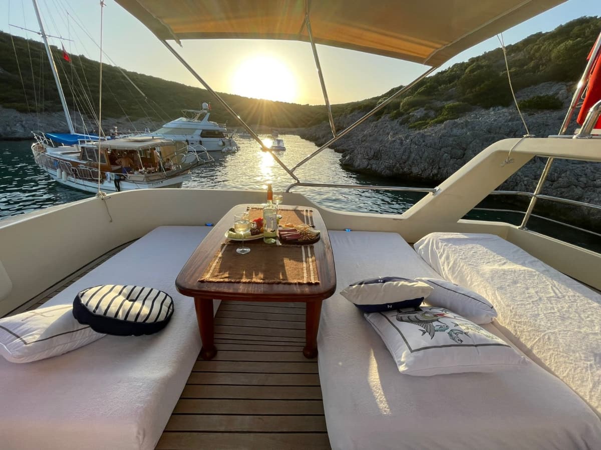 Bodrum’da 16 Metre Kiralık Gulet - 3