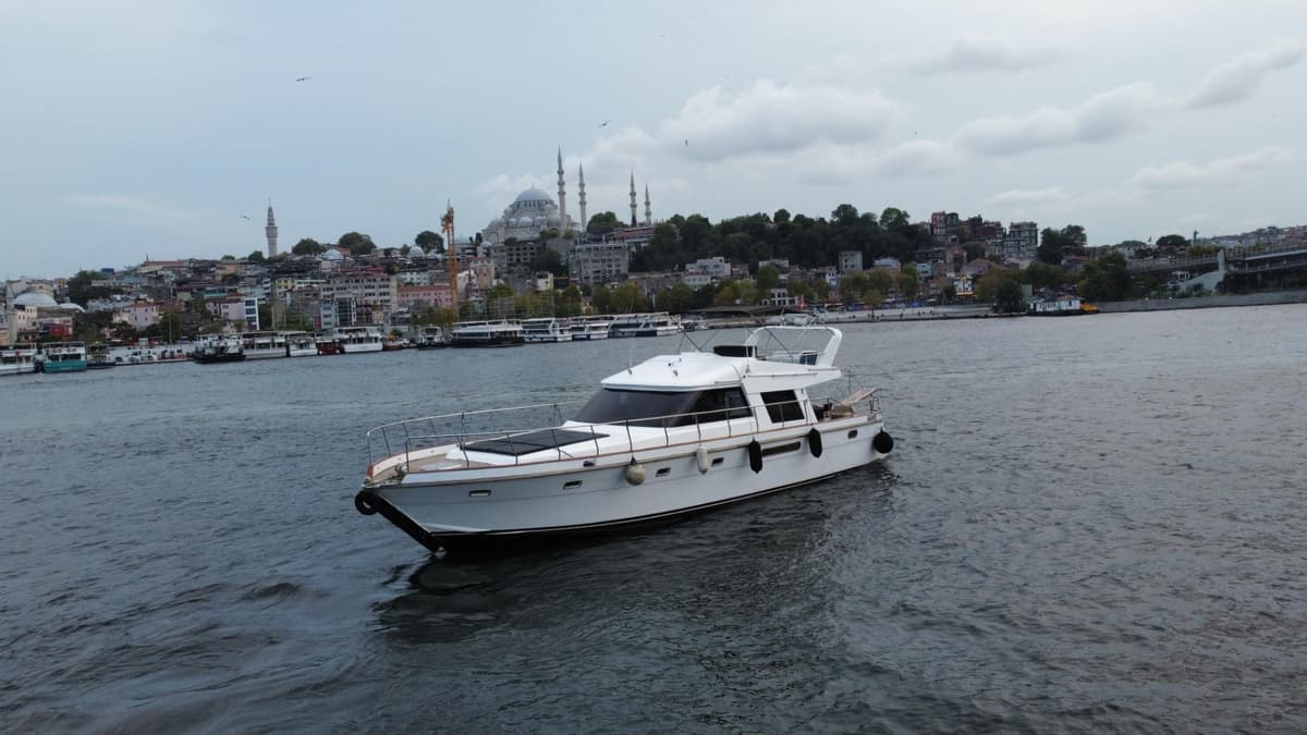 Haliç kalkışlı 12 Kişilik Motoryat - 1