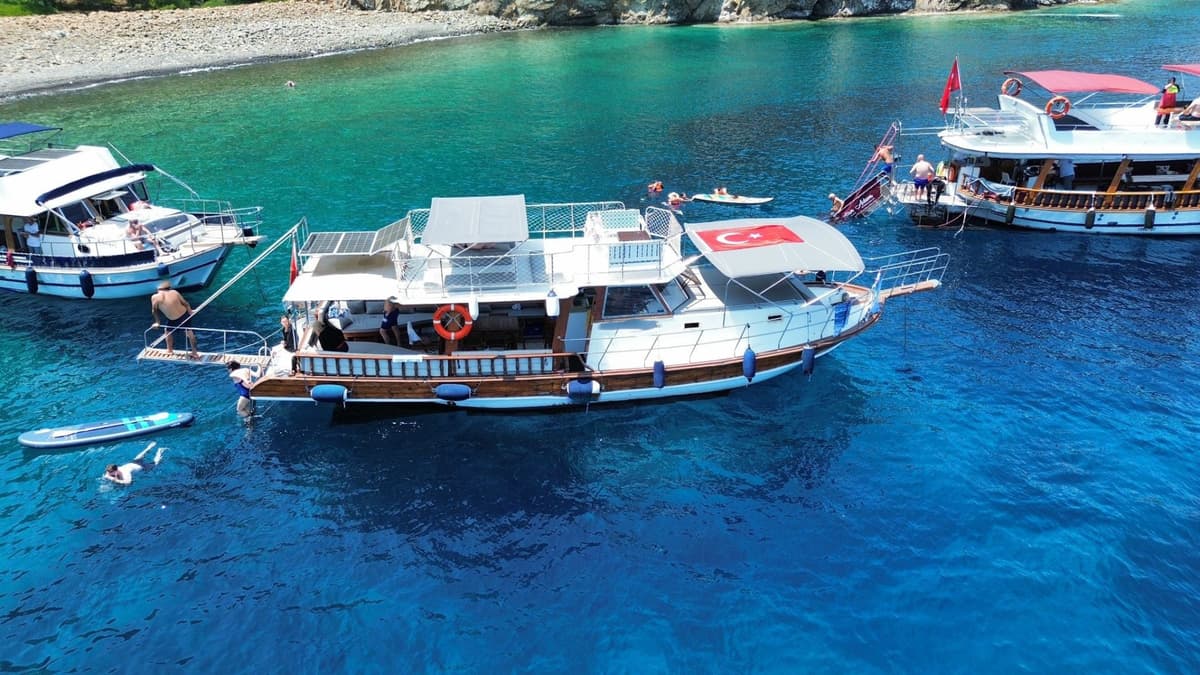 Dalyan'da Günübirlik Tur Teknesi - 1