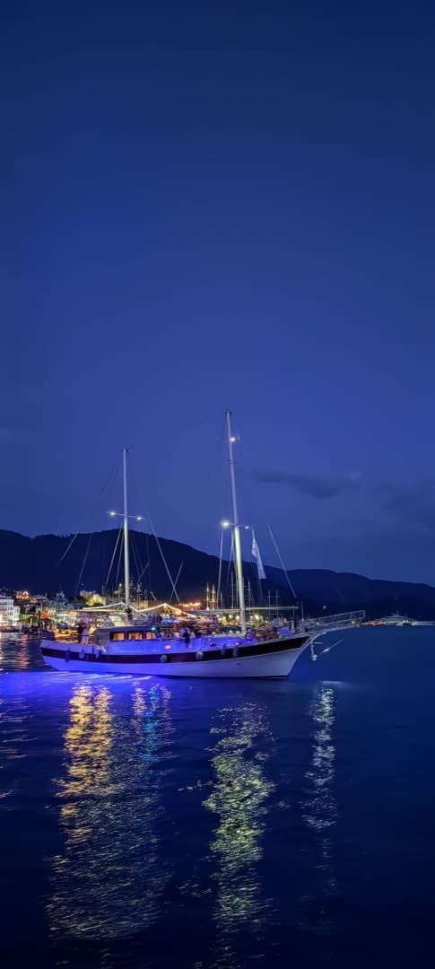 Marmaris'te 35 Kişilik Günübirlik Tur Teknesi - 3