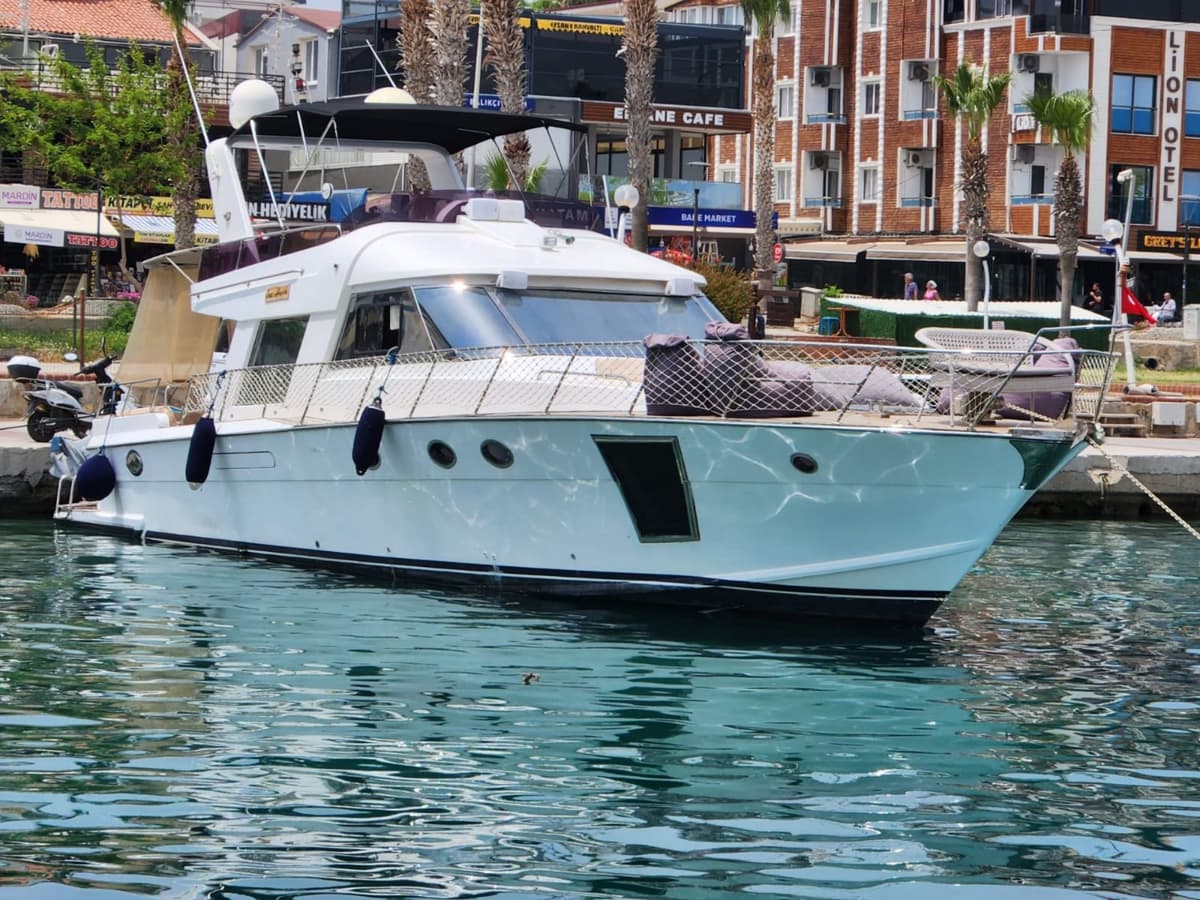 Didim Limanı'nda 18 Metrelik Lüks Motoryat - 2