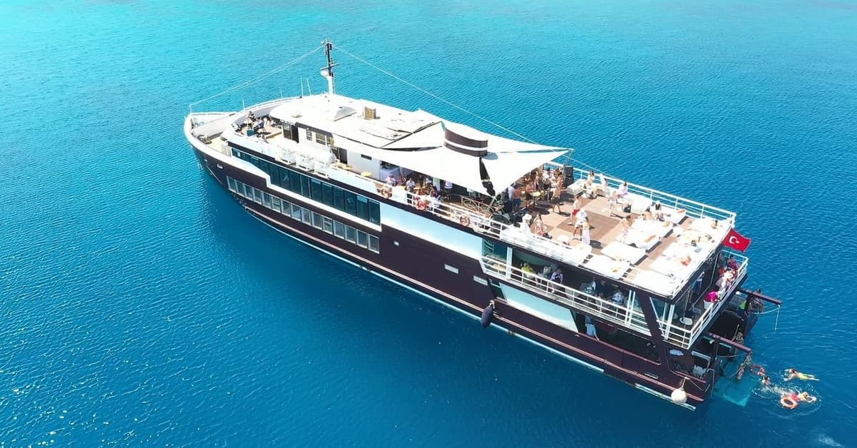 Business & Entertainment Cruise - 3