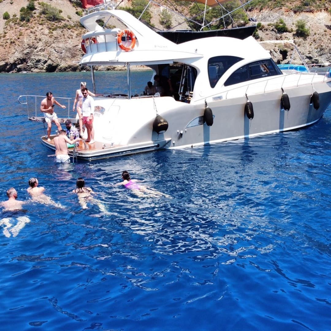 Fethiye'de 15 metre Motoryat - 3