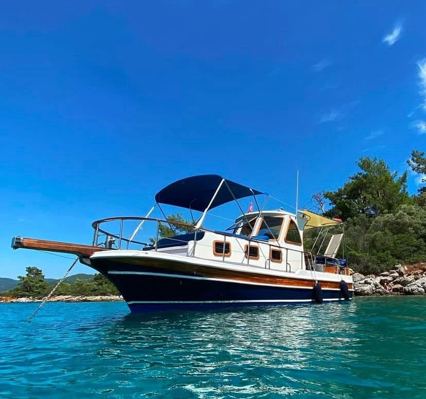 Söğütlü'de 10 Metre Gulet - 1