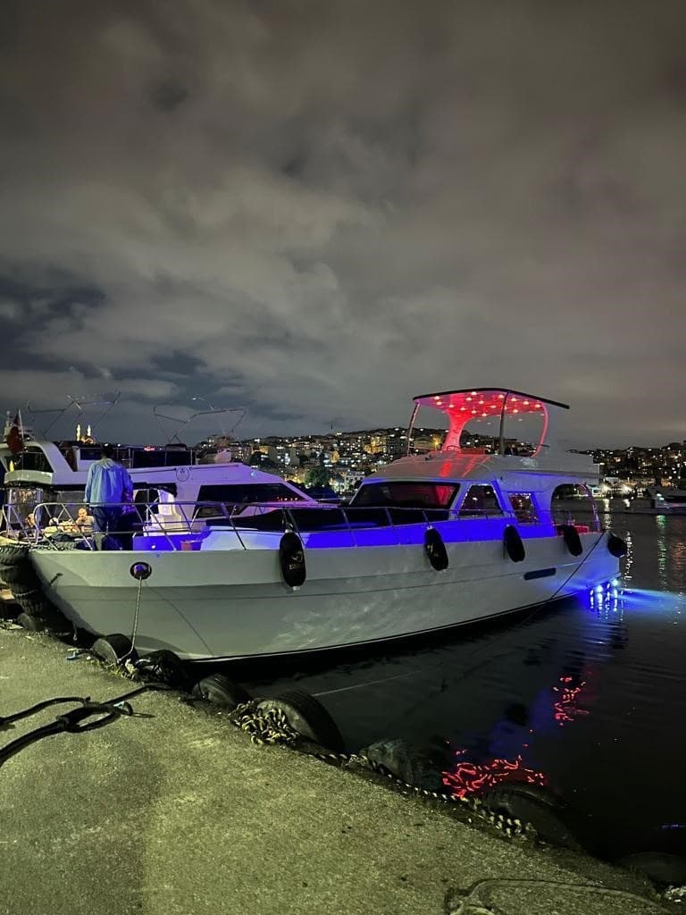 İstanbul’da Saatlik Motoryat Kiralama - 3