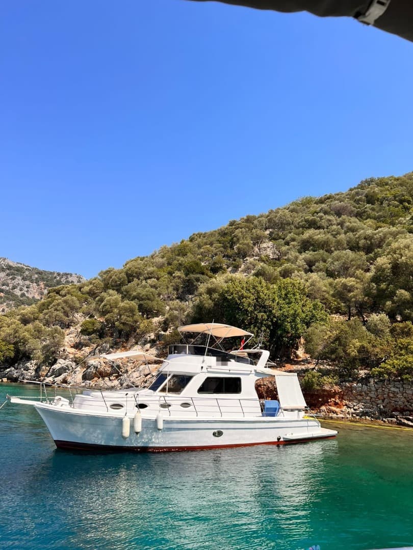 Göcek'te günlük veya saatlik Motorluyat - 1