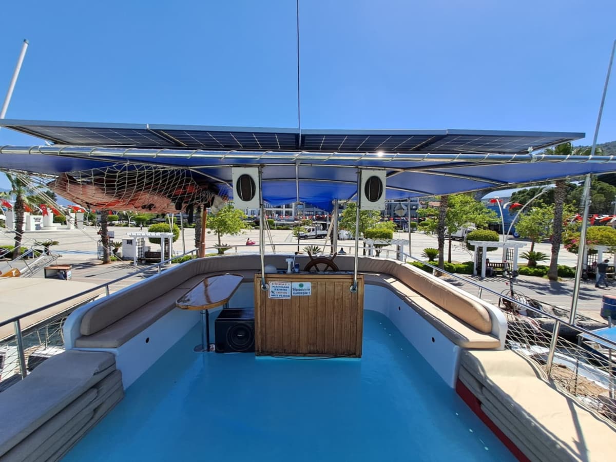 Fethiye'de Günübirlik Tur Teknesi - 5