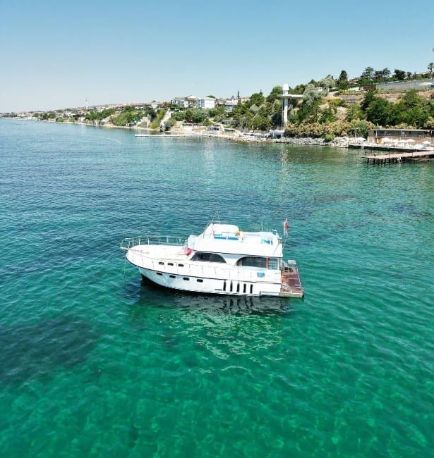 Büyükçekmece'de 12+ kişilik Etkinlik Teknesi - 1