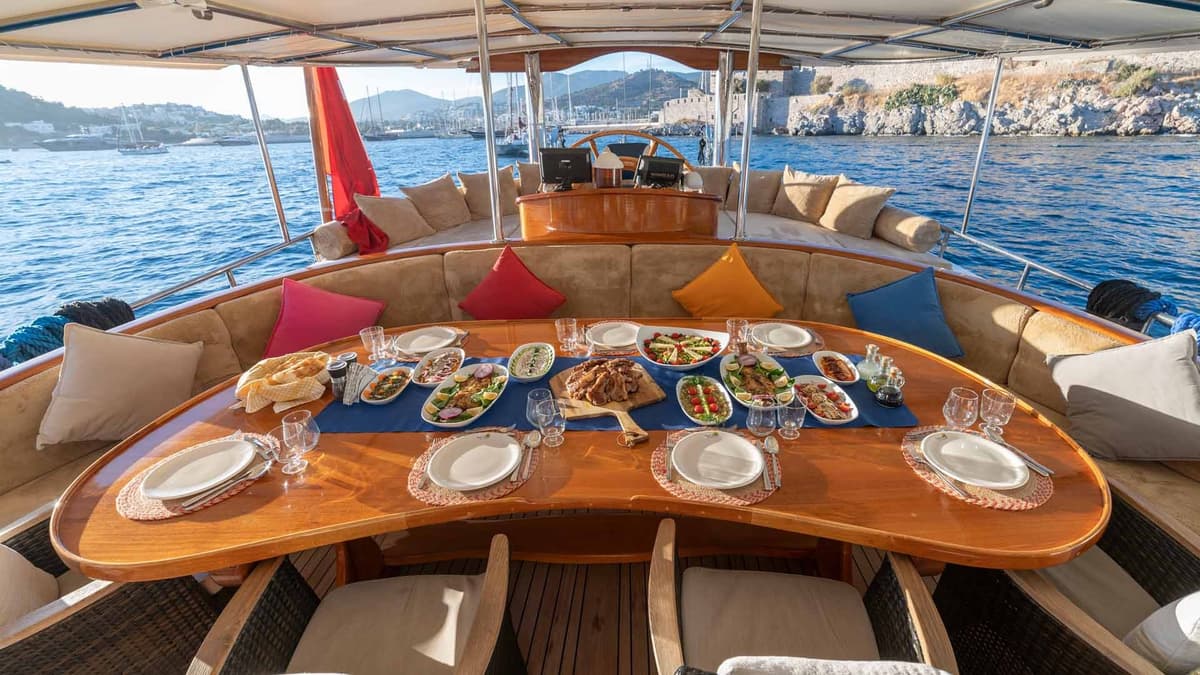 Bodrum'da 6 Kabin Klasik Gulet - 4
