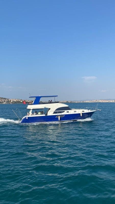 Ayvalık'da Günübirlik Gezi Teknesi - 1