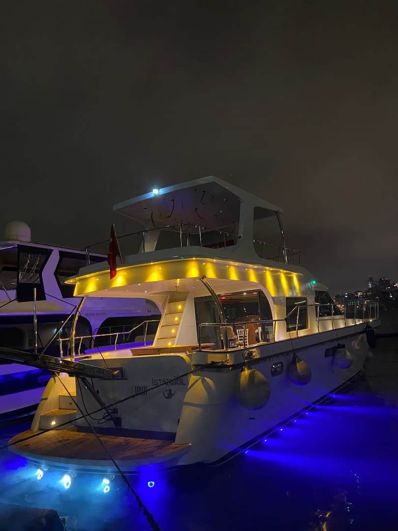 18 Metre Motoryat - 2