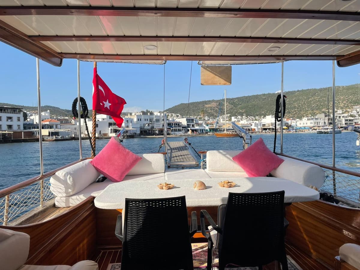 Bodrum'da 10 Kişi kapasiteli Gulet - 5