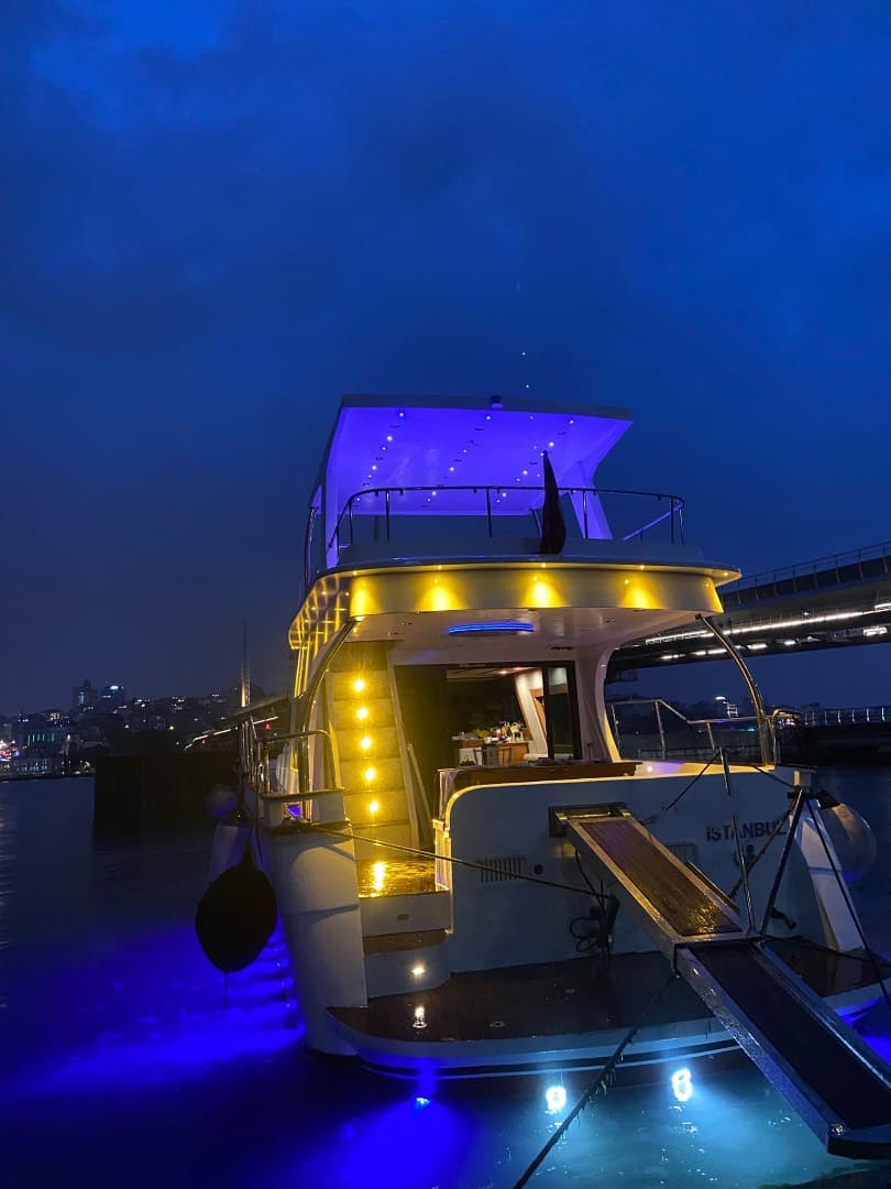 18 Metre Motoryat - 4