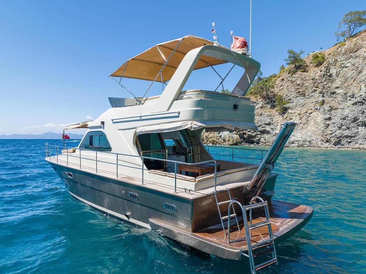 Bebek Çıkışlı Konforlu Motoryat - 2