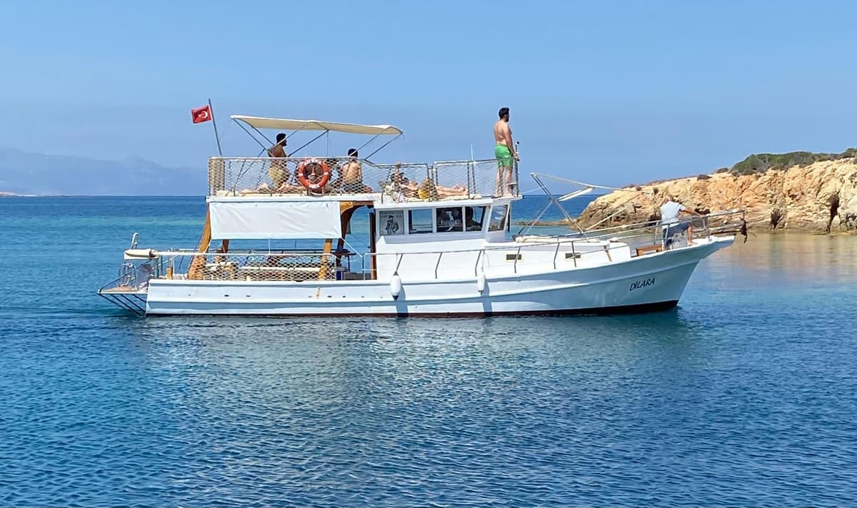 İzmir Eski Foça Gezi Teknesi - 2