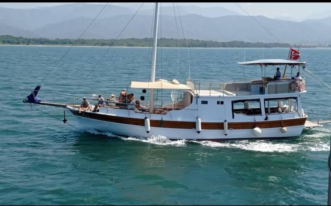 Fethiye'de Günübirlik Tur Teknesi - 1
