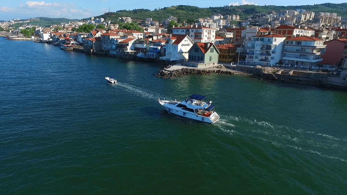 Bursa’da Özel Günler İçin Tekne Kiralama - 4