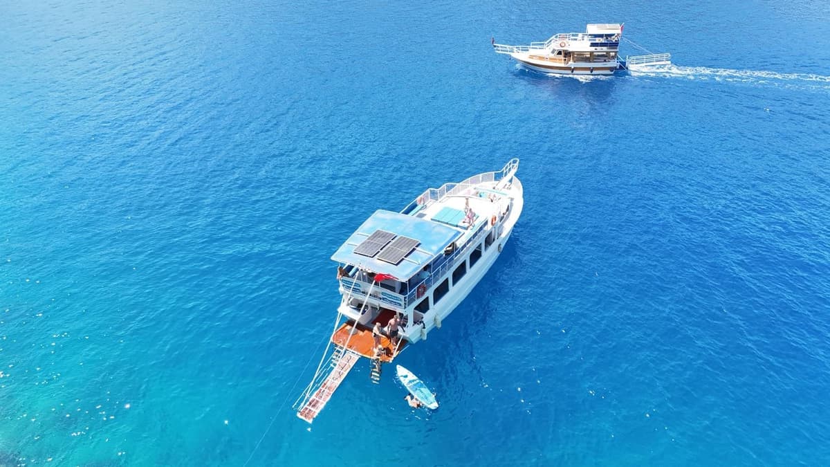 Fethiye'de 48 Kişilik Davet Teknesi Günübirlik Tur - 5