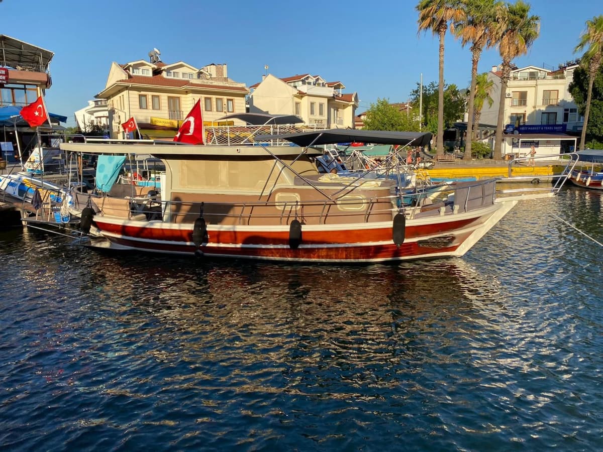 Dalyan'da Günübirlik Tur Teknesi - 1