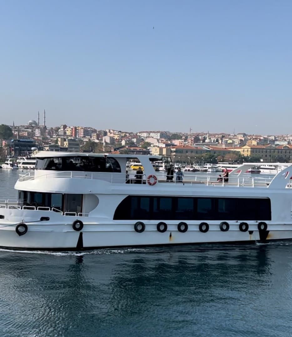 Haliç'de Davet Teknesi  - 1