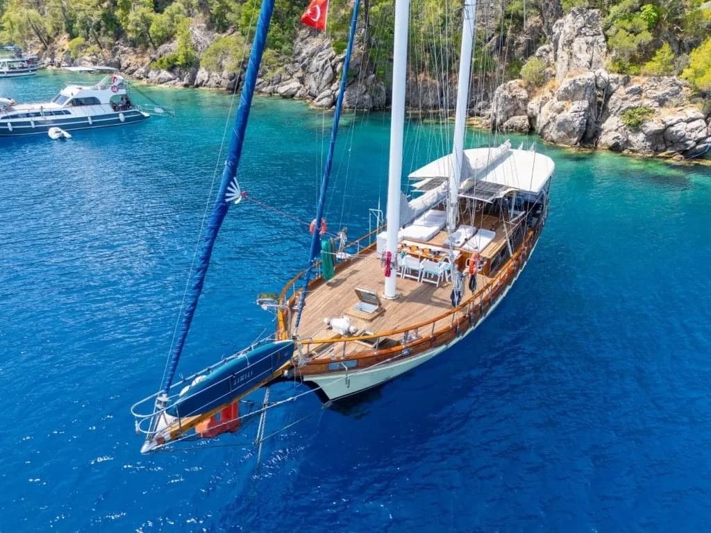 Fethiye Çıkışlı 3 Kabinli 6 Kişilik Gulet - 2