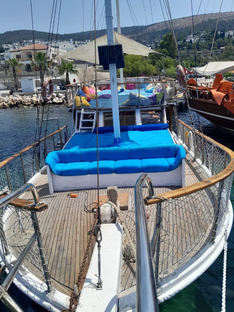 Bodrum'da 46 Kişi Kapasiteli Gezi Teknesi - 5