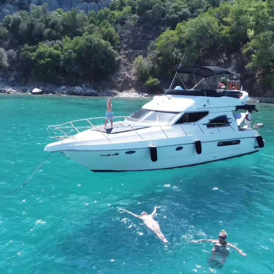 Antalya kemer koylarında konforlu yat turu - 1