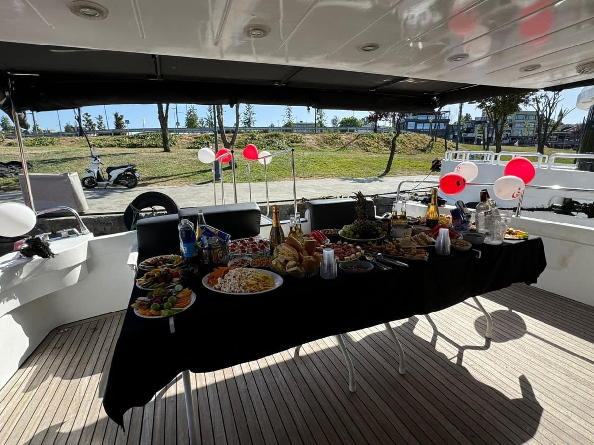 20M Motor Yat ile Saatlik Boğaz Turları - 5