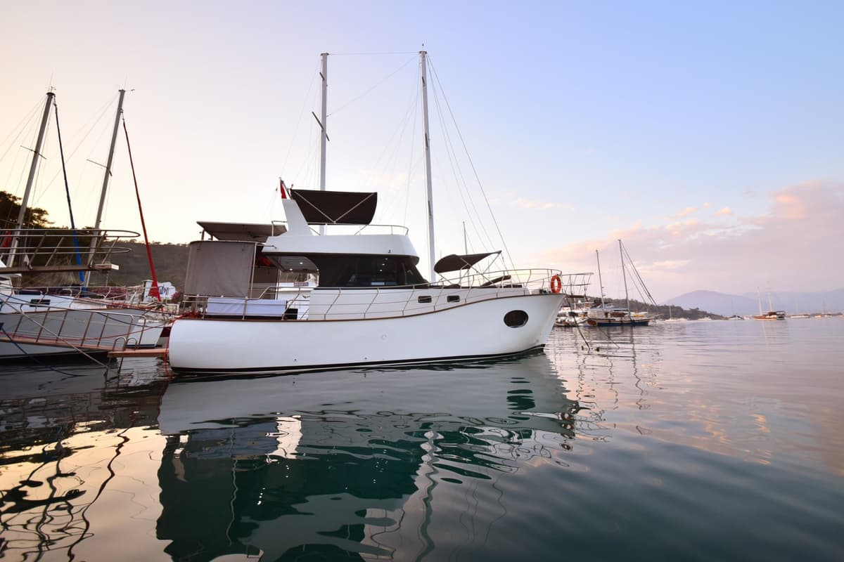 Fethiye'de 13 metre Motoryat - 4