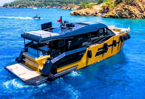 Göcek'te 18 Metre Motoryat - 4