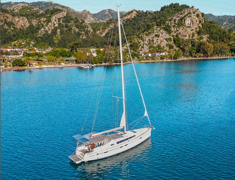 Marmaris'te 13 Metre Yelkenli - 2