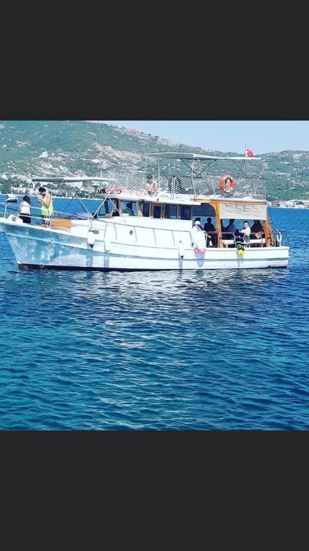 Eski Foça'da 12 kişilik saatlik  Gulet - 3