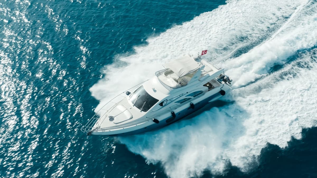 Kemer'de Azimut Motoryat - 2