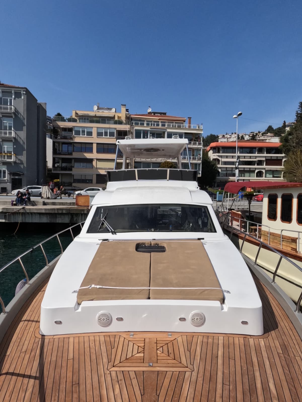 Bebek'de 12 Kişi Kapasiteli Motoryat - 4