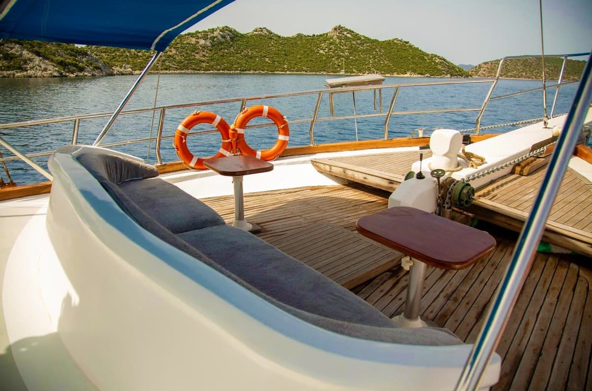 Marmaris Çıkışlı 6 Kabinli 12 Kişilik Lüks Ketch Gulet - 3