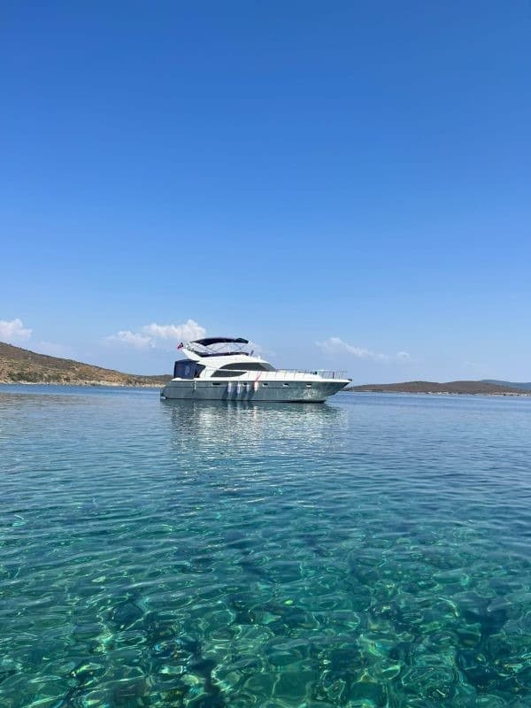 Cunda Adasında 15 Metre Motoryat - 3