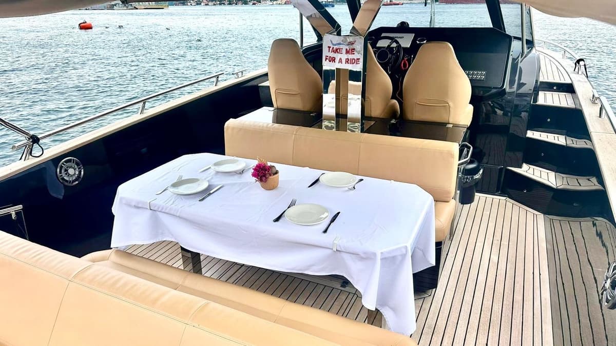 Geniş Kahvaltı & Yemek Menüsüyle Tekne Keyfi - 2