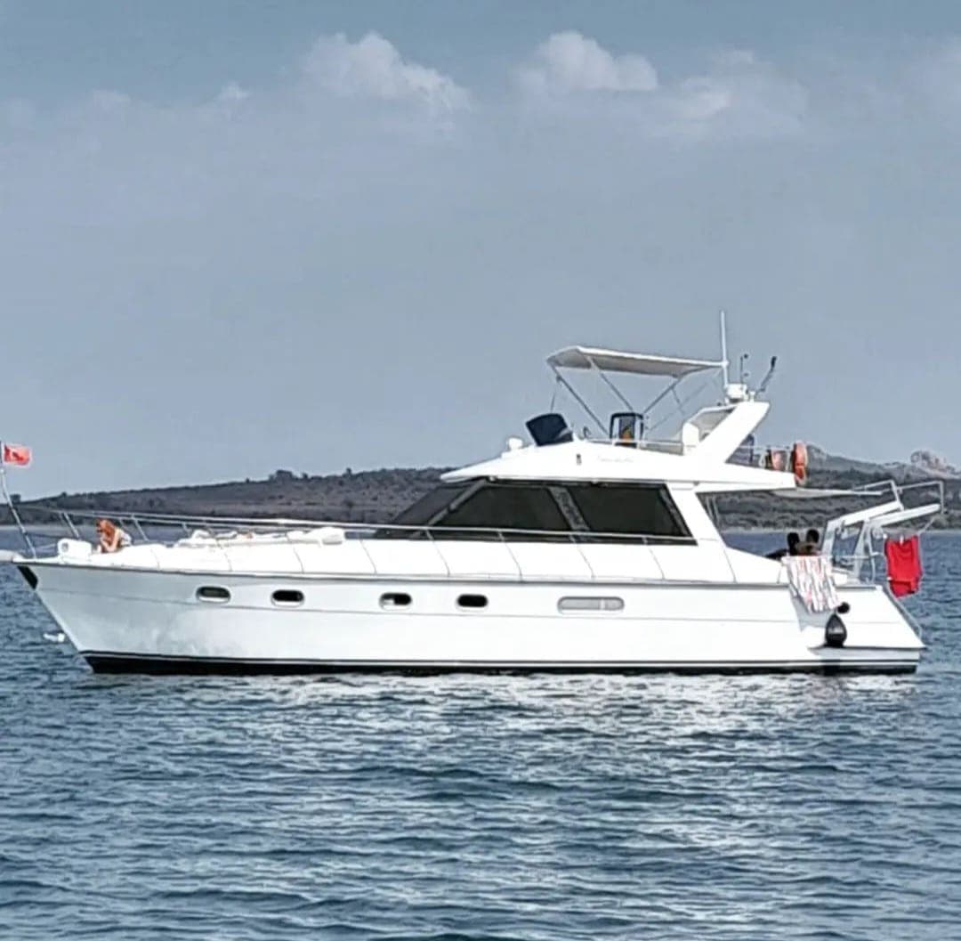 Cunda'da 14 metre Motoryat - 2