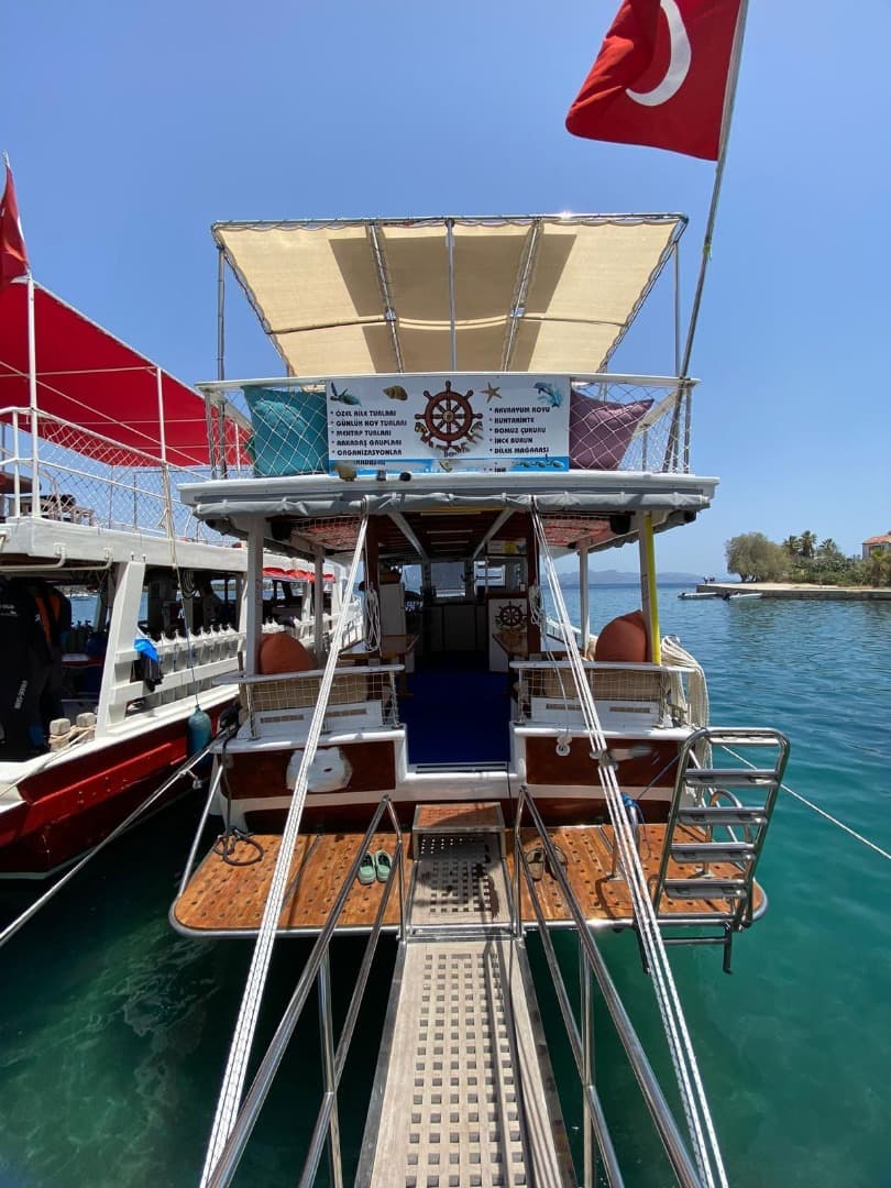 Datça'da Günübirlik Tur Teknesi - 4
